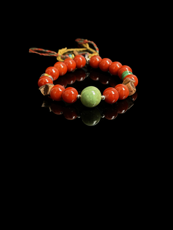 Unyielding Core Red Agate Bracelet Xingtian Inspired 10mm with bold red agate beads and green center stone