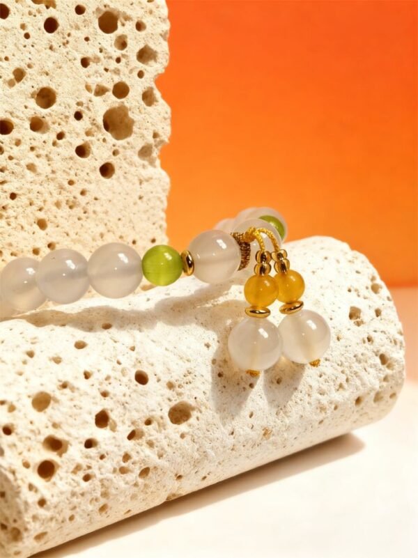 Chang’e’s Lunar Dawn White Agate Bracelet with Pink Agate (10mm)