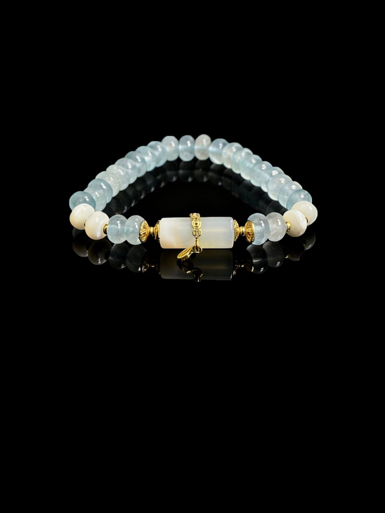 Jingwei’s Quiet Oath Aquamarine Bracelet (6mm)
